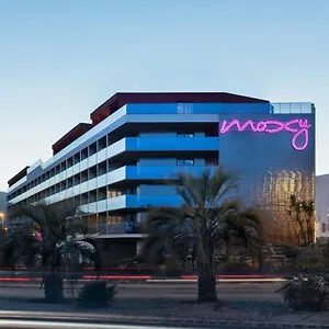 moxy-la-ciotat.fr-provencehotel.com/